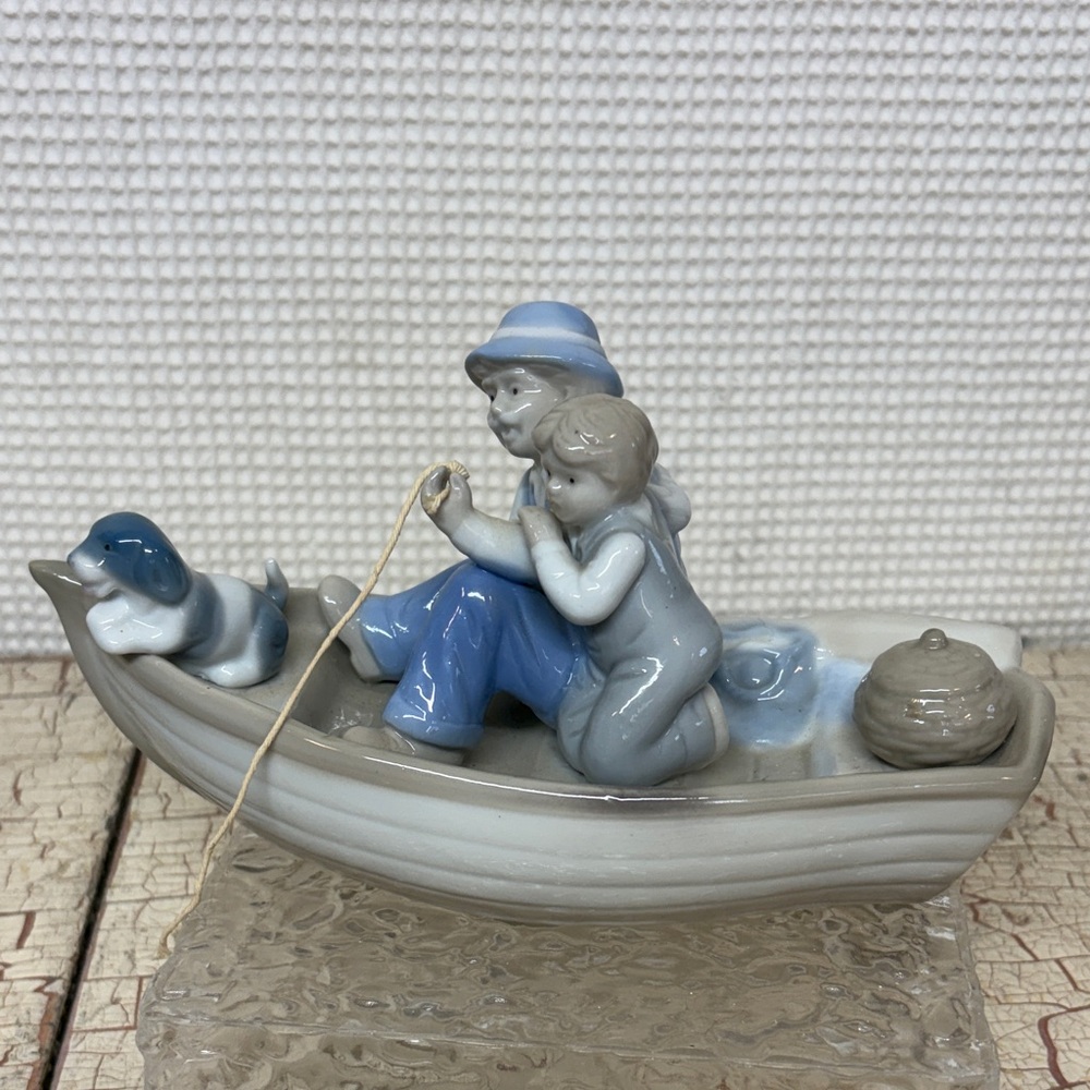 Meico Paul Sebastian figurine